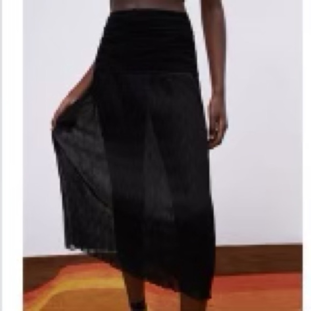 Zara Combination Crocheted Waist Crinkle Skirt black long skirt Sz.M